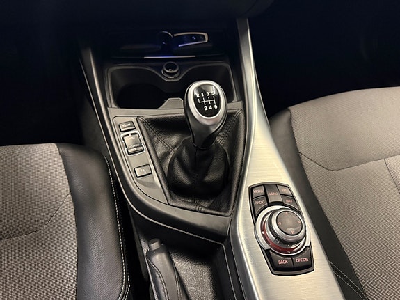 BMW 118d 30 of 30