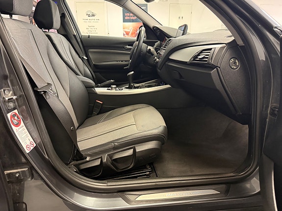 BMW 118d 14 of 30