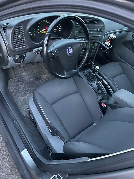 Saab 9-3 2 of 5
