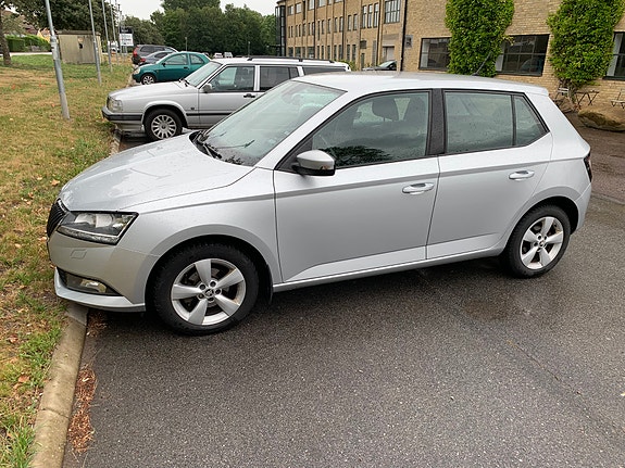Skoda Fabia 3 of 5