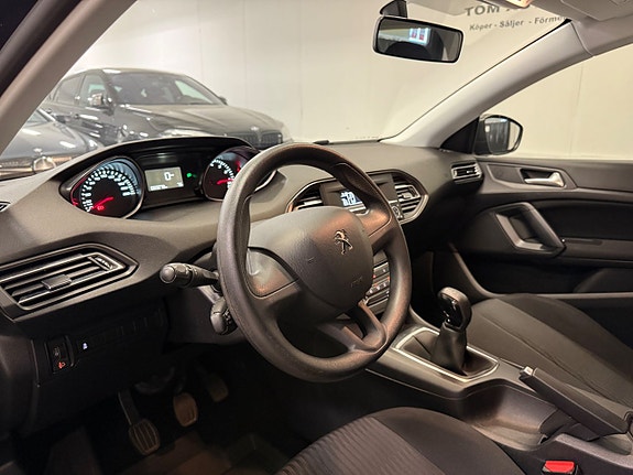 Peugeot 308 10 of 25