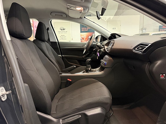 Peugeot 308 13 of 25