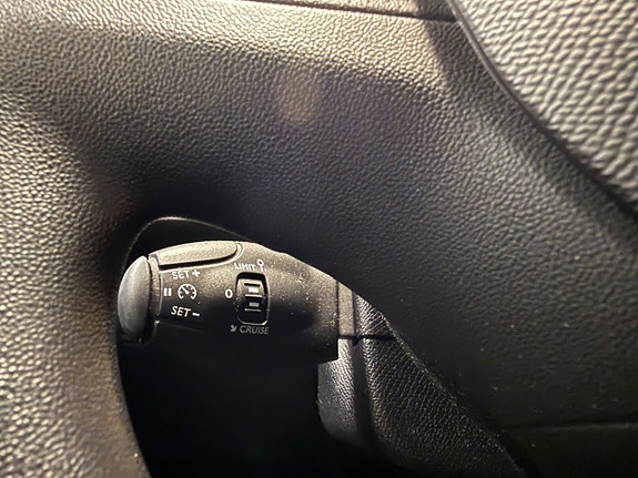 Peugeot 308 17 of 25