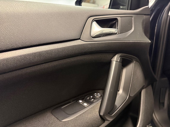 Peugeot 308 9 of 25