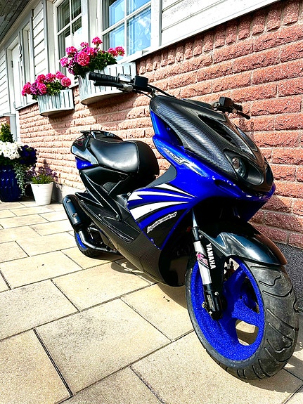 Yamaha Aerox 3 of 5