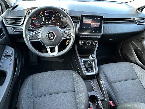 Renault Clio 7 of 16