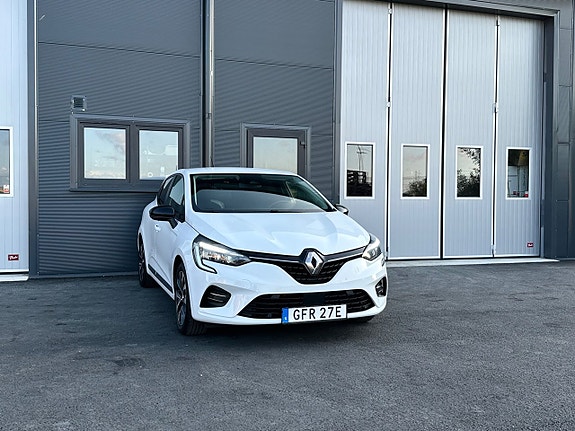 Renault Clio 2 of 5