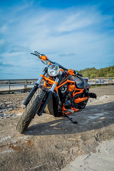 Harley-Davidson VRSCAW V-Rod 2 of 3