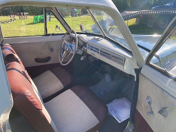 Volvo PV445 12 of 17