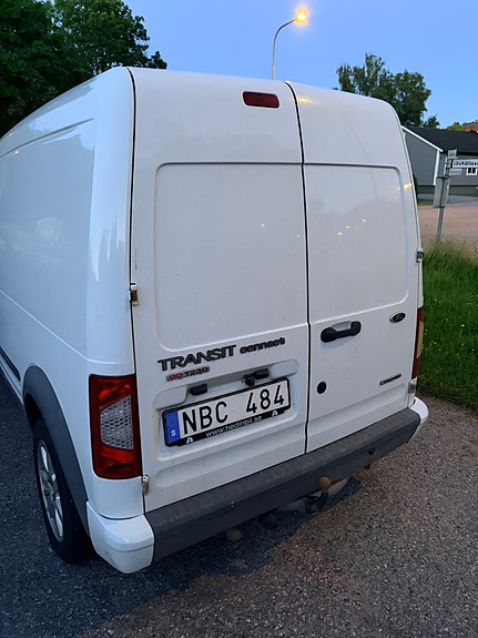 Ford Transit Connect 2 of 11