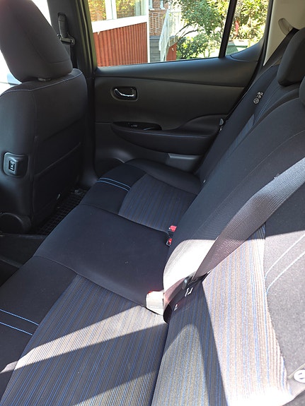 Nissan Leaf 5 of 5