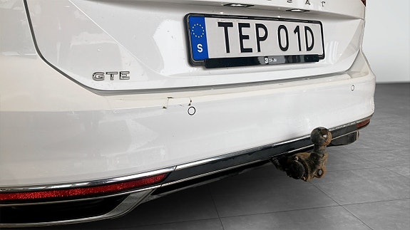 Volkswagen Passat 14 of 21