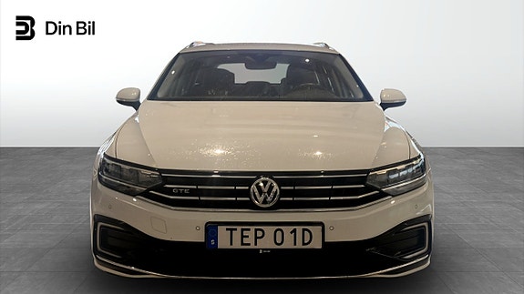 Volkswagen Passat 4 of 5