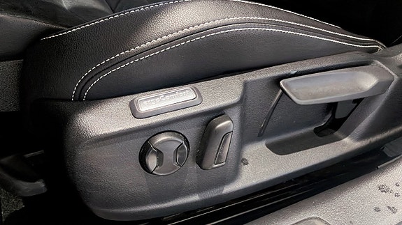 Volkswagen Passat 15 of 21