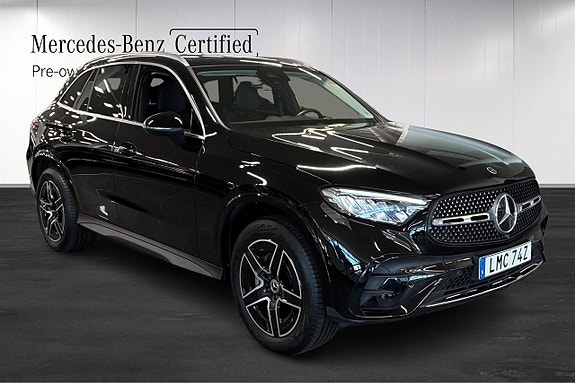 Mercedes-Benz GLC300 e 2 of 5