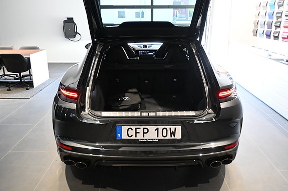Porsche Panamera 4S 10 of 24
