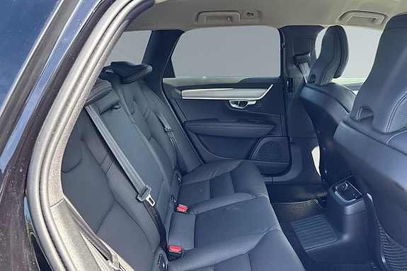 Volvo V90 11 of 11