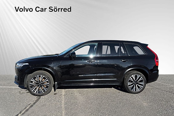 Volvo XC90 3 of 10