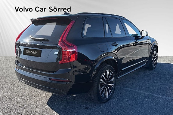 Volvo XC90 5 of 10