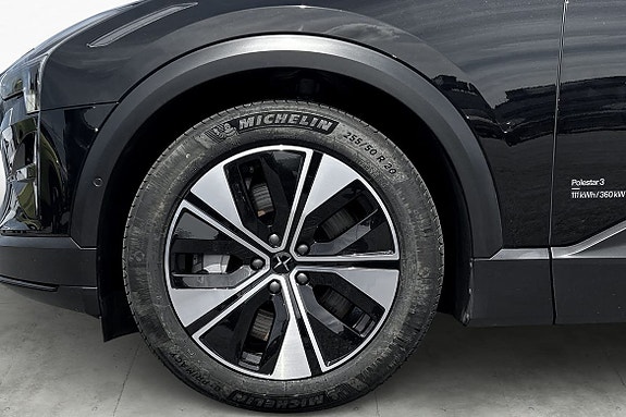 Polestar 3 5 of 19