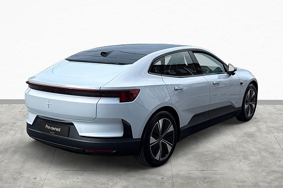 Polestar 4 8 of 19