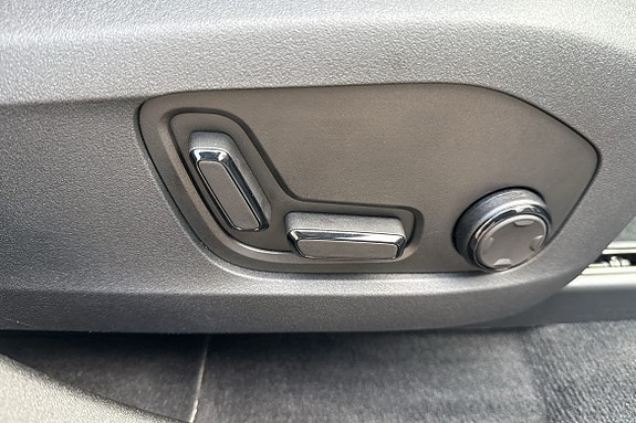 Polestar 4 16 of 19
