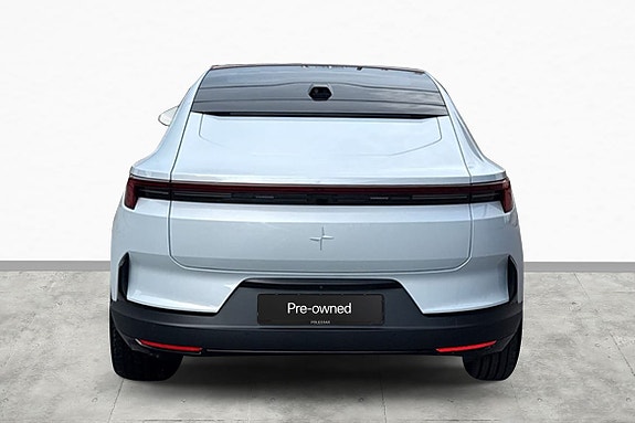 Polestar 4 4 of 19