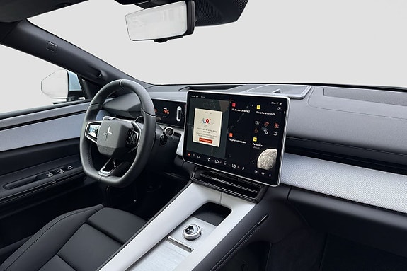 Polestar 4 13 of 19