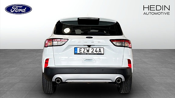 Ford Kuga 7 of 9