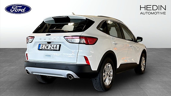 Ford Kuga 2 of 5