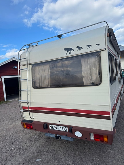 Peugeot J5 5 of 5