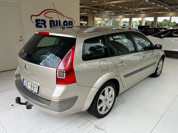 Renault Megane 3 of 5
