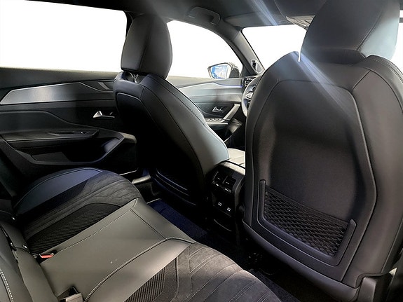 Peugeot 408 7 of 14