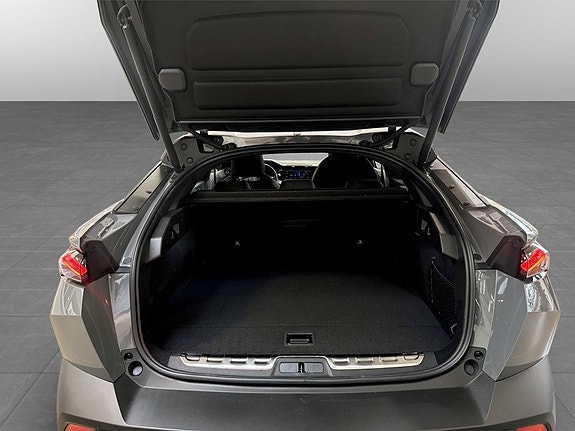 Peugeot 408 8 of 14