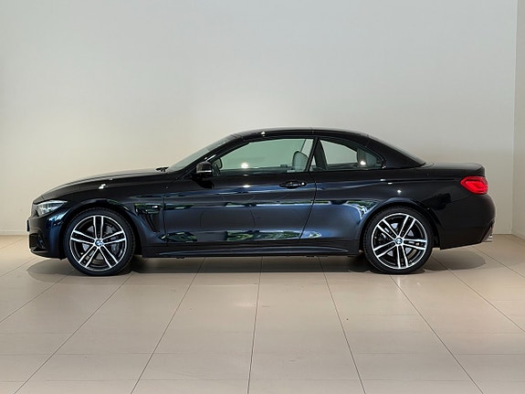 BMW 440i 2 of 5