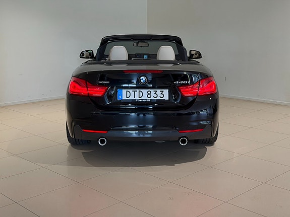 BMW 440i 8 of 8