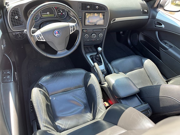 Saab 9-3 4 of 5