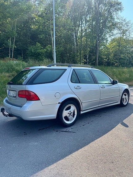 Saab 9-5 2 of 11