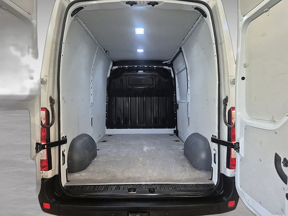 Renault Master 8 of 9