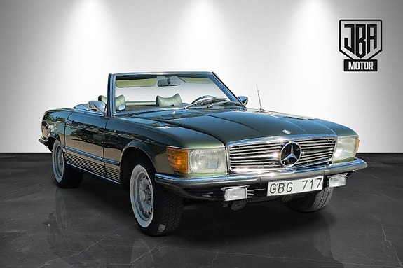 Mercedes-Benz SL350 3 of 5