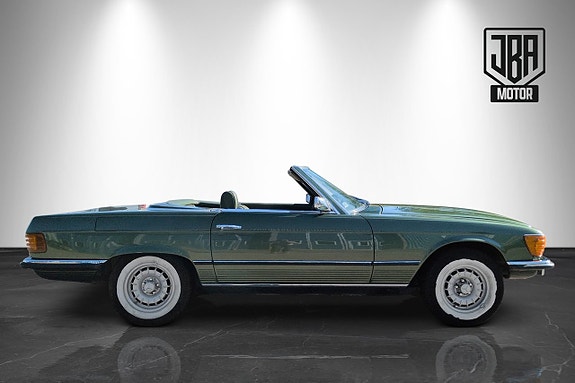 Mercedes-Benz SL350 4 of 5