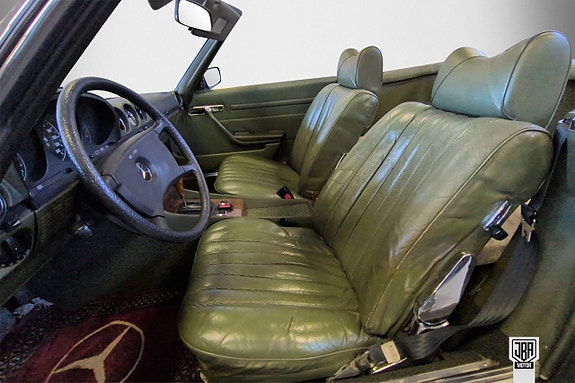 Mercedes-Benz SL350 10 of 15