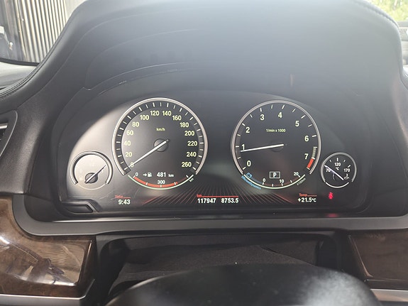 BMW 760Li 8 of 8