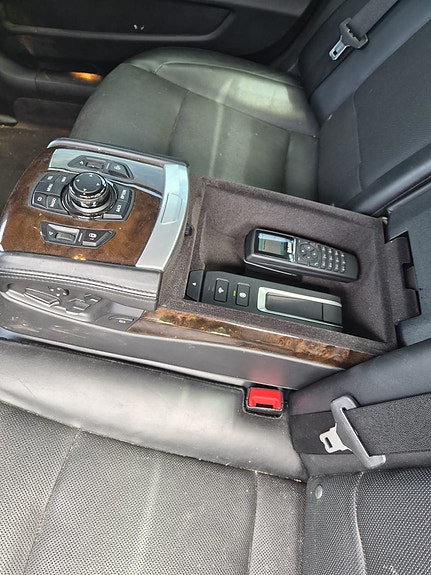BMW 760Li 5 of 5
