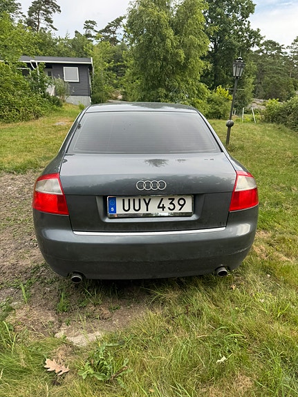 Audi A4 4 of 5