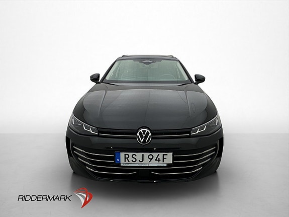Volkswagen Passat 2 of 30