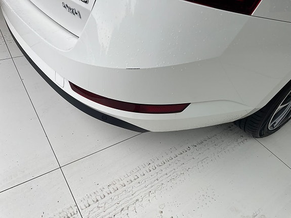 Skoda Superb 5 of 5
