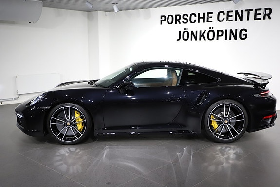 Porsche 911 2 of 5