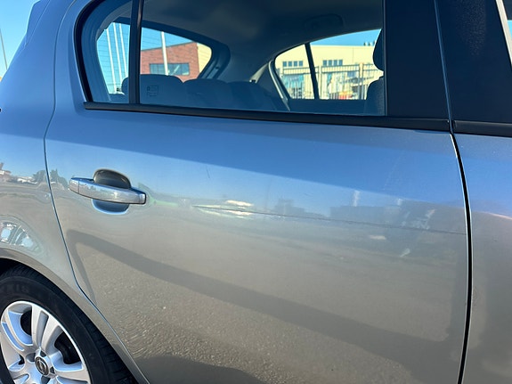 Opel Corsa 9 of 10