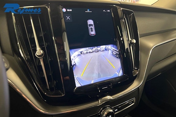Volvo XC60 4 of 5